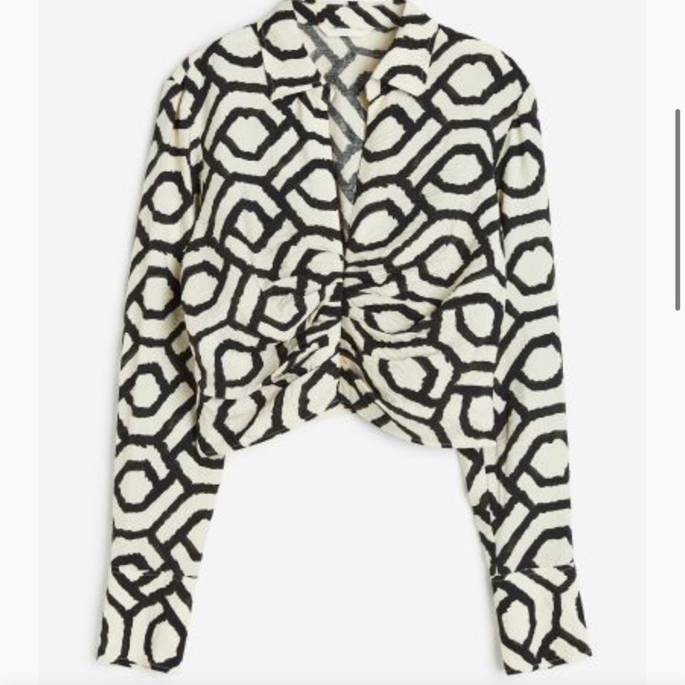 Geometric Print Blouse